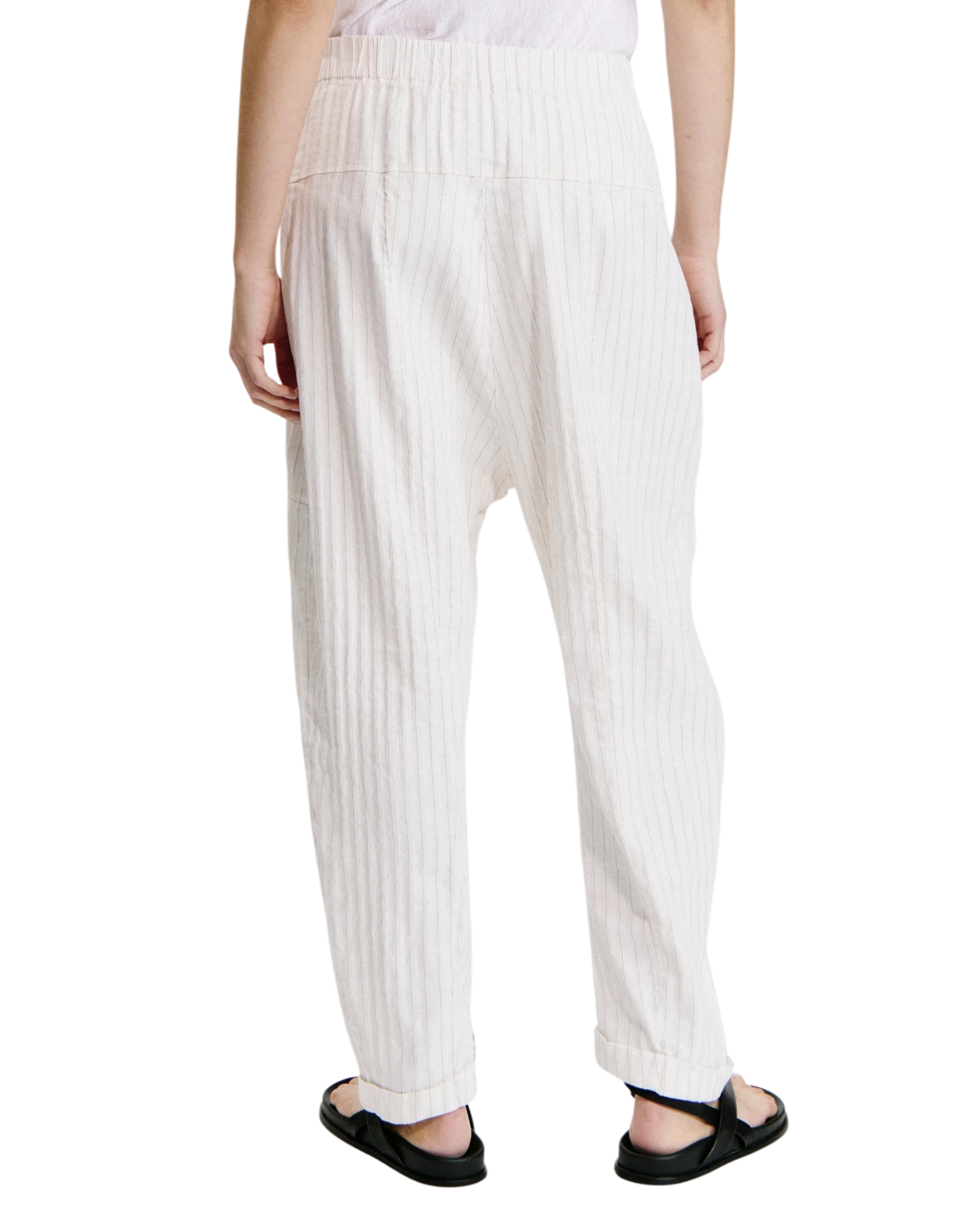 Pantalon coupe confort avec large basque et poches plaquées sur le devant en lin et viscose stretch à rayures