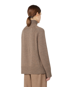 Cuello alto avellana Mantova